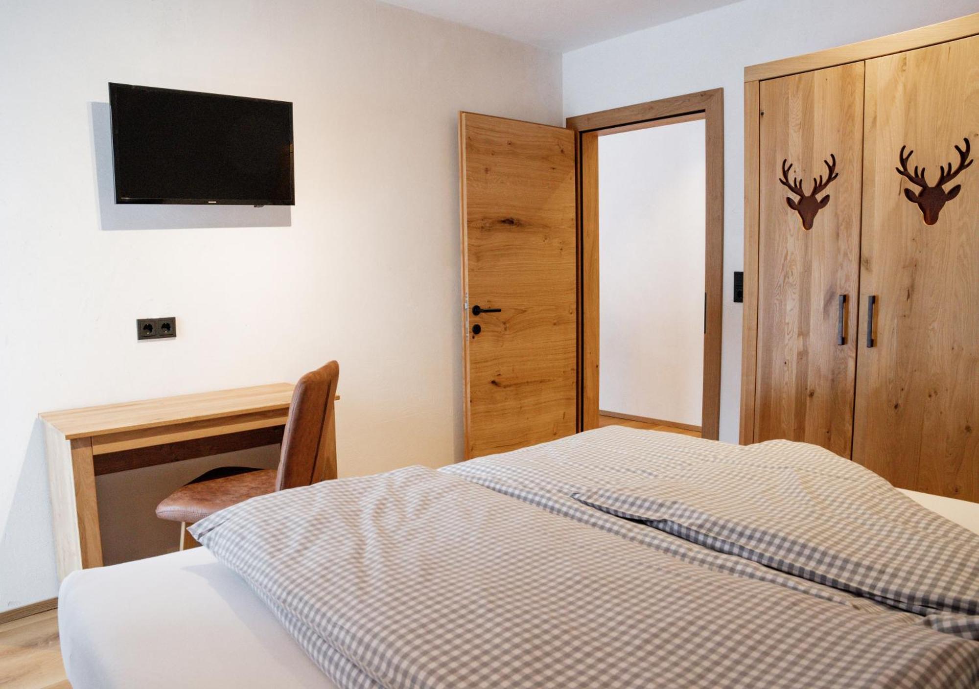 Berwang Chalets - Enzian Екстер'єр фото